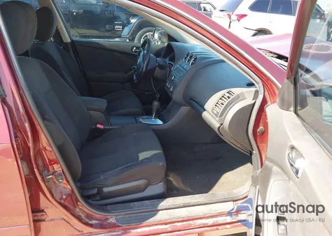 2010 Nissan Altima 2.5 S из США, поврежденный, VIN 1N4AL2AP9AN509940